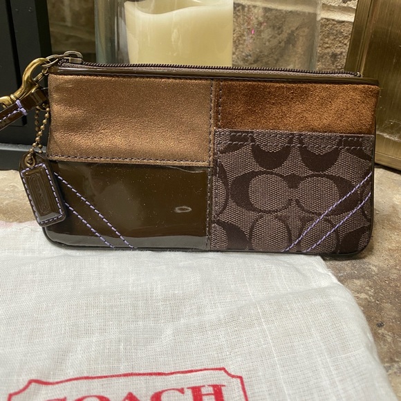 COACH Wristlet Wallet Vintage Y2K - Picture 3 of 5